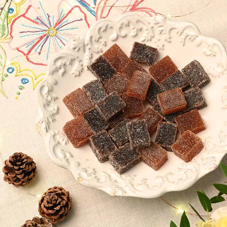 Box of fruit jellies | Pâtes de fruits · Le Roy René