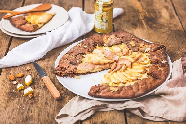 Tarte aux pommes, poires et calissons