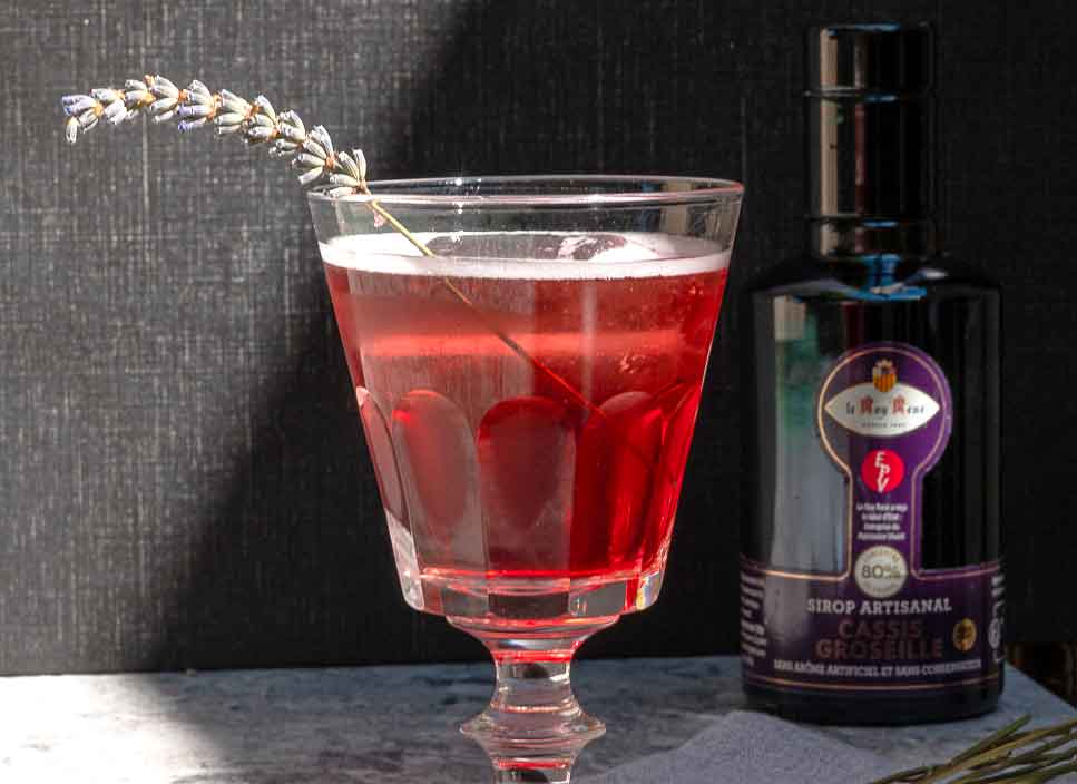 Recette de cocktail sirop de cassis et lavande